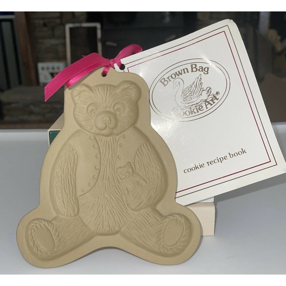 New Brown Bag Cookie Art Teddy Bear Cookie Candy Mold Stoneware 1984 Large 6" 3P - Picture 2 of 9